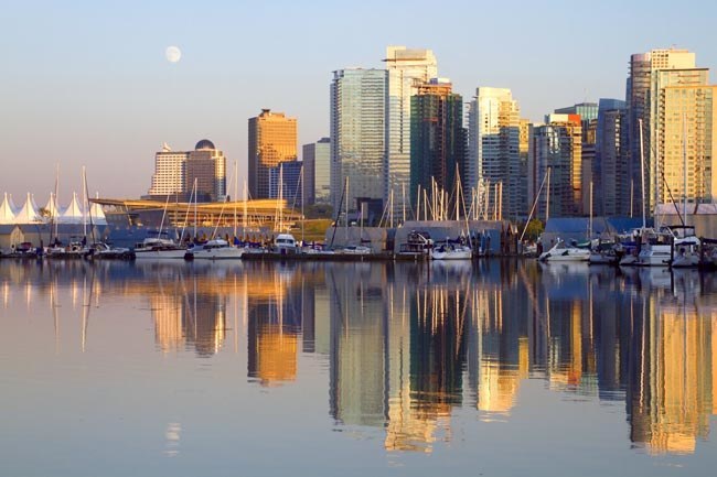 Commercial Laundry Service in Vancouver, British Columbia For Restaurants, Healthcare, Hotels, Medical, Retail and More