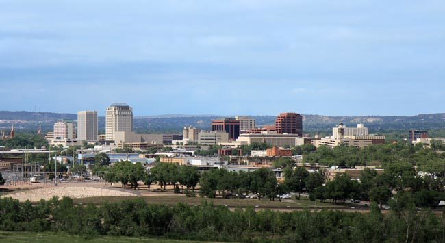 Commercial Laundry Service in Lakewood, Colorado For Restaurants, Healthcare, Hotels, Medical, Retail and More